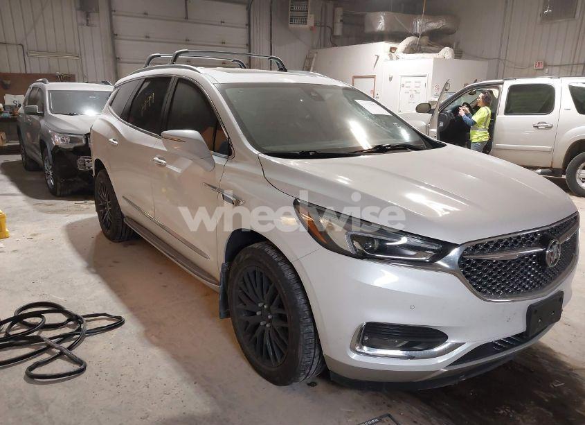 2018 Buick Enclave AVENIR (VIN 5GAEVCKW8JJ211499) main photo