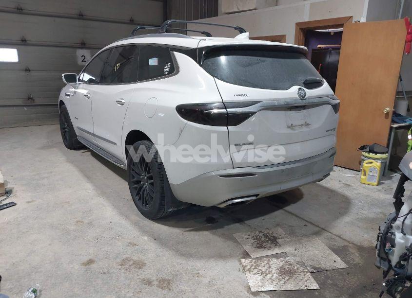 Photo 3 of 2018 Buick Enclave AVENIR (VIN 5GAEVCKW8JJ211499)