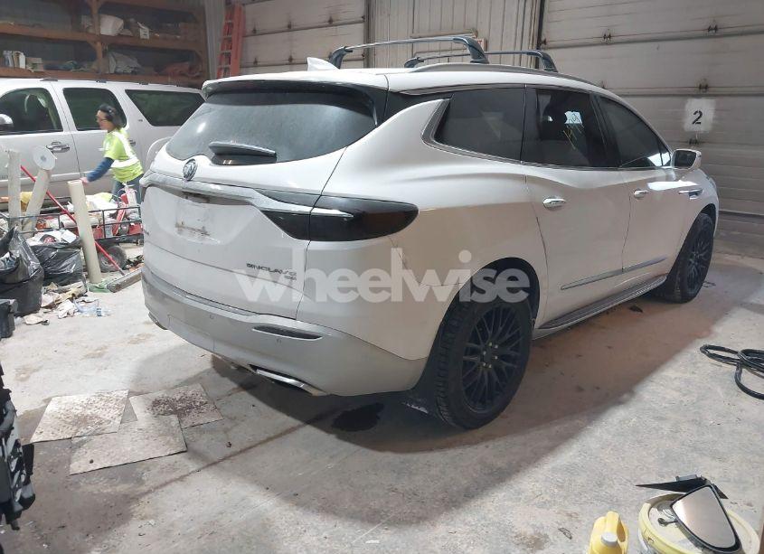 Photo 4 of 2018 Buick Enclave AVENIR (VIN 5GAEVCKW8JJ211499)