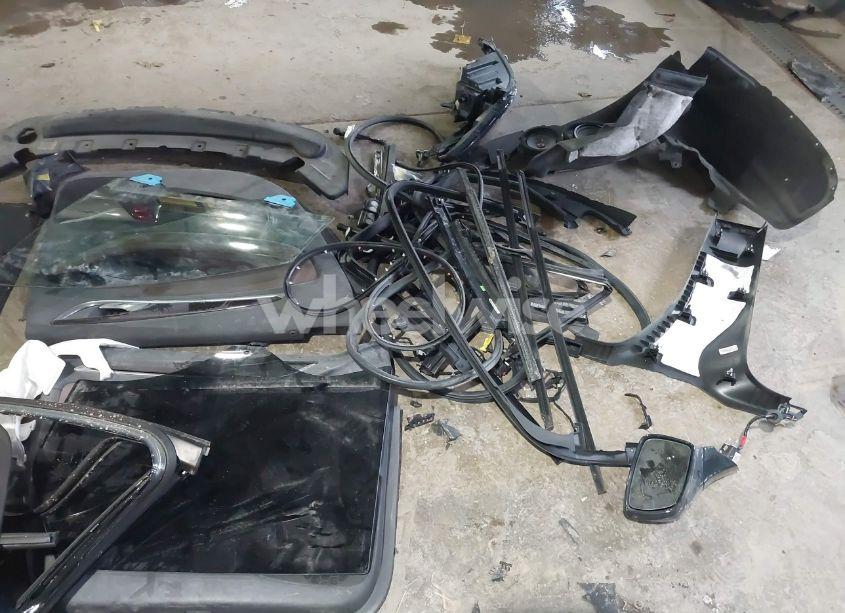 Photo 18 of 2019 Buick Enclave AWD AVENIR (VIN 5GAEVCKWXKJ239547)