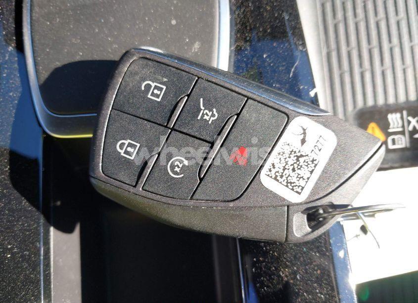 Photo 11 of 2025 Buick Enclave AVENIR FWD (VIN 5GAEVCRS5SJ107023)