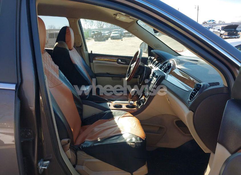 Photo 5 of 2012 Buick Enclave (VIN 5GAKRAED1CJ224605)