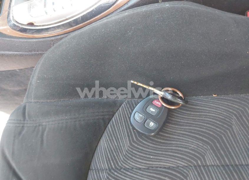 Photo 11 of 2012 Buick Enclave (VIN 5GAKRAED4CJ244430)