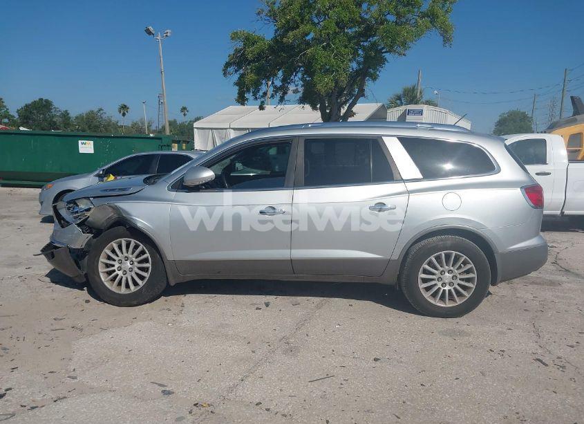 Photo 14 of 2012 Buick Enclave (VIN 5GAKRAED4CJ244430)