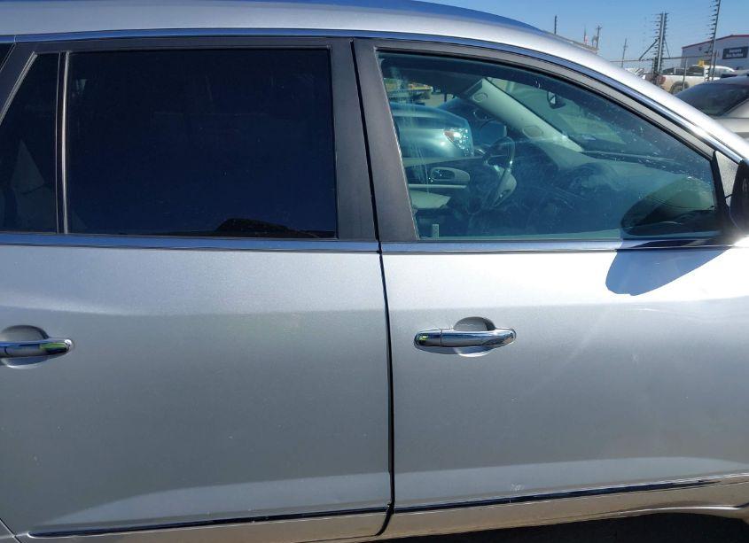 Photo 13 of 2015 Buick Enclave CONVENIENCE (VIN 5GAKRAKD3FJ124983)