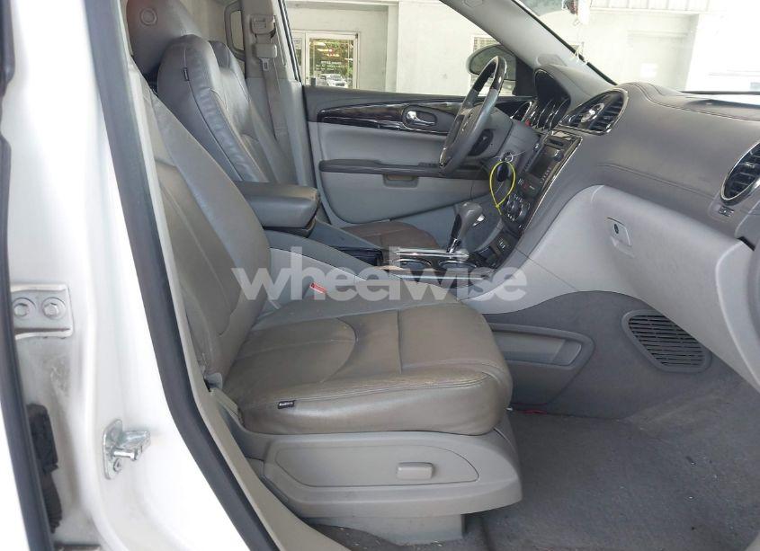 Photo 5 of 2015 Buick Enclave CONVENIENCE (VIN 5GAKRAKD9FJ270756)