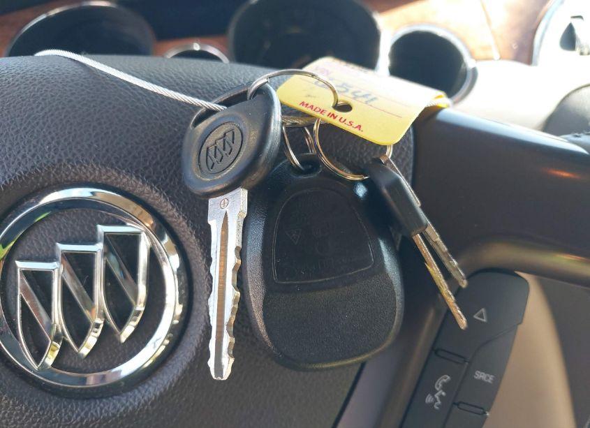 Photo 11 of 2011 Buick Enclave 1XL (VIN 5GAKRBED0BJ306541)