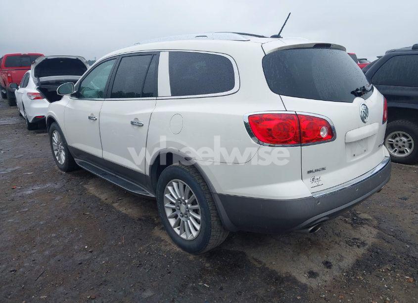Photo 3 of 2011 Buick Enclave 1XL (VIN 5GAKRBED0BJ335764)