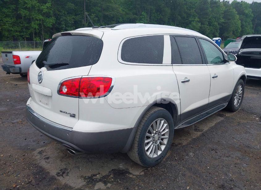 Photo 4 of 2011 Buick Enclave 1XL (VIN 5GAKRBED0BJ335764)