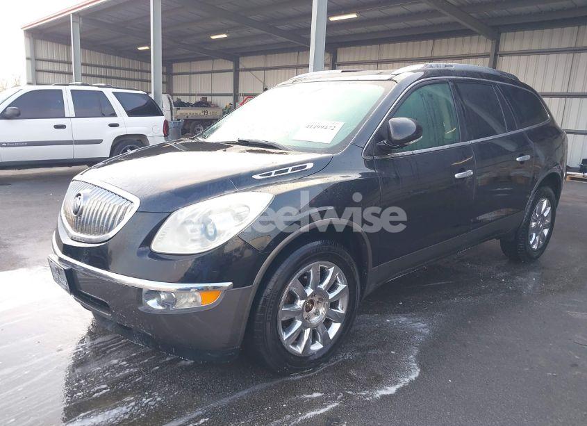 Photo 2 of 2011 Buick Enclave 1XL (VIN 5GAKRBED0BJ355643)