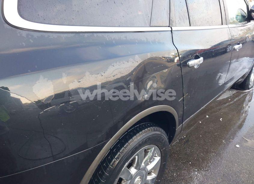 Photo 6 of 2011 Buick Enclave 1XL (VIN 5GAKRBED0BJ355643)