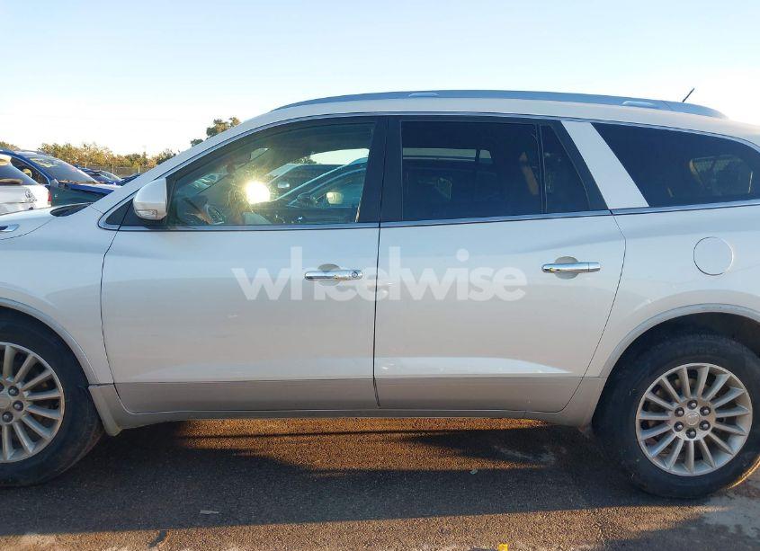 Photo 15 of 2011 Buick Enclave 1XL (VIN 5GAKRBED1BJ109295)