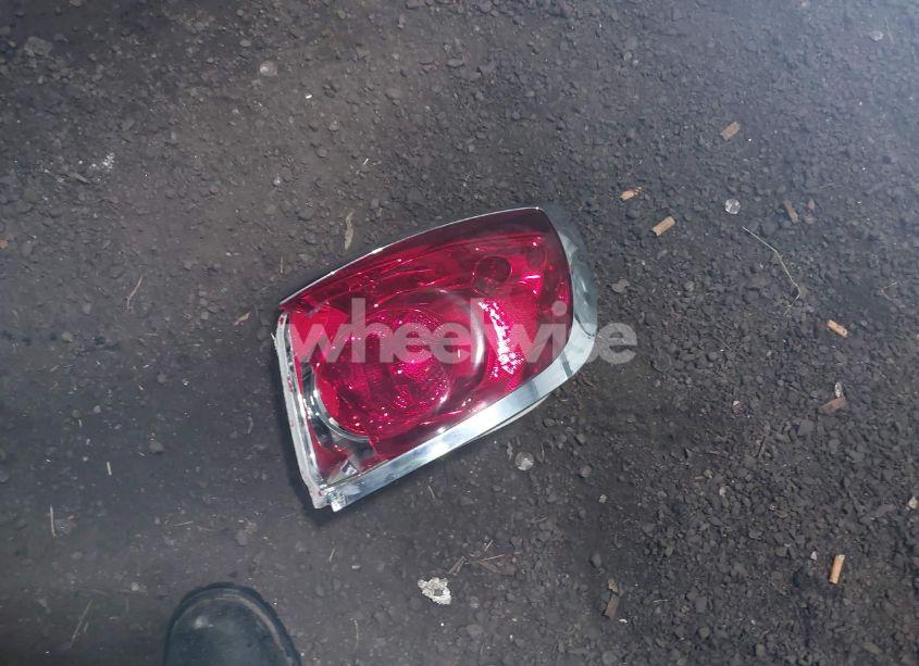 Photo 12 of 2011 Buick Enclave 1XL (VIN 5GAKRBED1BJ140983)