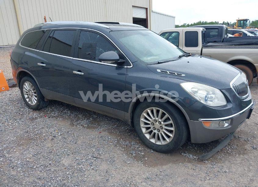 2011 Buick Enclave 1XL (VIN 5GAKRBED1BJ304345) main photo