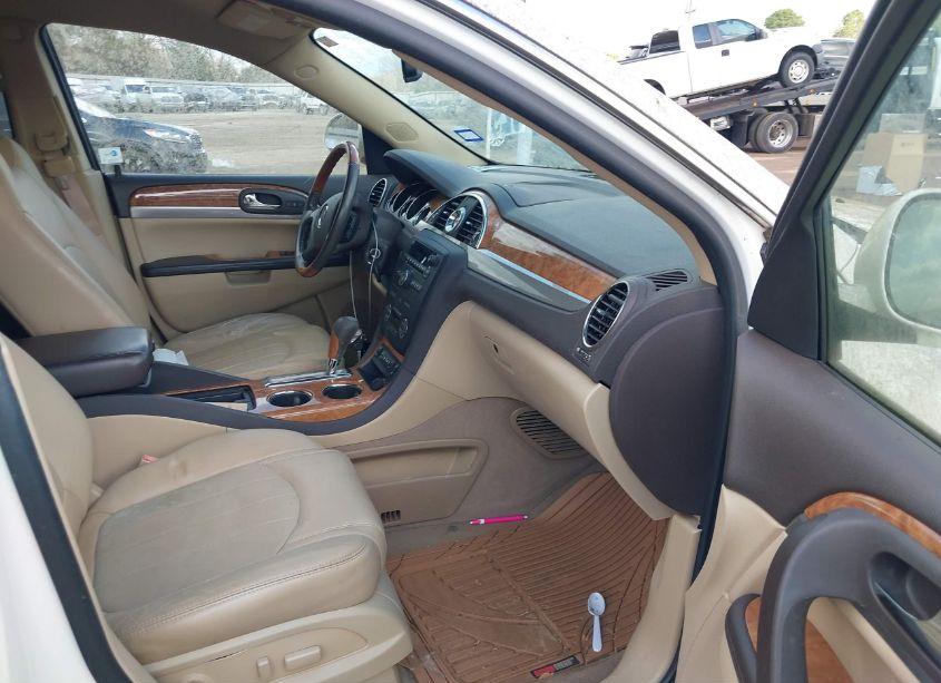 Photo 5 of 2011 Buick Enclave 1XL (VIN 5GAKRBED2BJ109791)