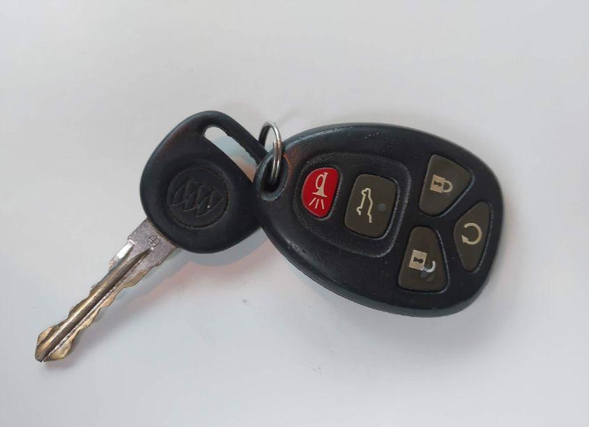 Photo 11 of 2011 Buick Enclave 1XL (VIN 5GAKRBED2BJ375537)