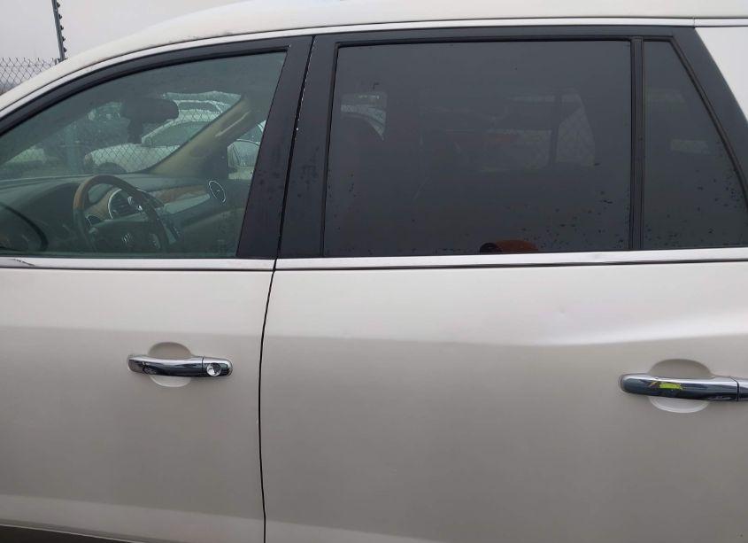 Photo 14 of 2011 Buick Enclave 1XL (VIN 5GAKRBED2BJ375537)