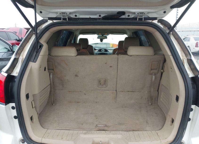 Photo 17 of 2011 Buick Enclave 1XL (VIN 5GAKRBED2BJ375537)