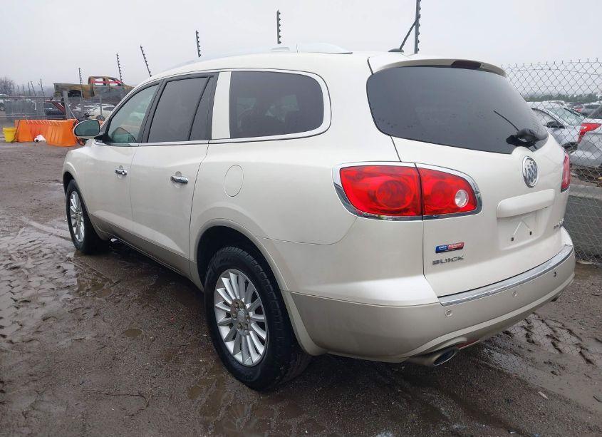 Photo 3 of 2011 Buick Enclave 1XL (VIN 5GAKRBED2BJ375537)