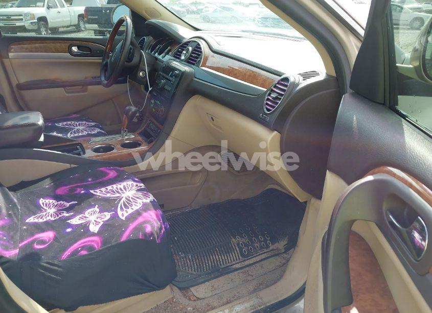 Photo 5 of 2011 Buick Enclave 1XL (VIN 5GAKRBED3BJ343759)