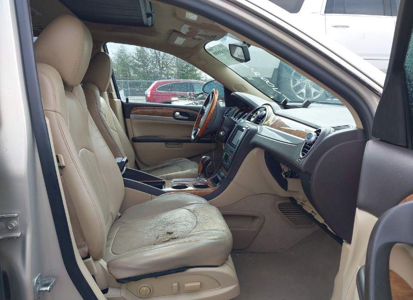 Photo 5 of 2011 Buick Enclave 1XL (VIN 5GAKRBED3BJ412871)