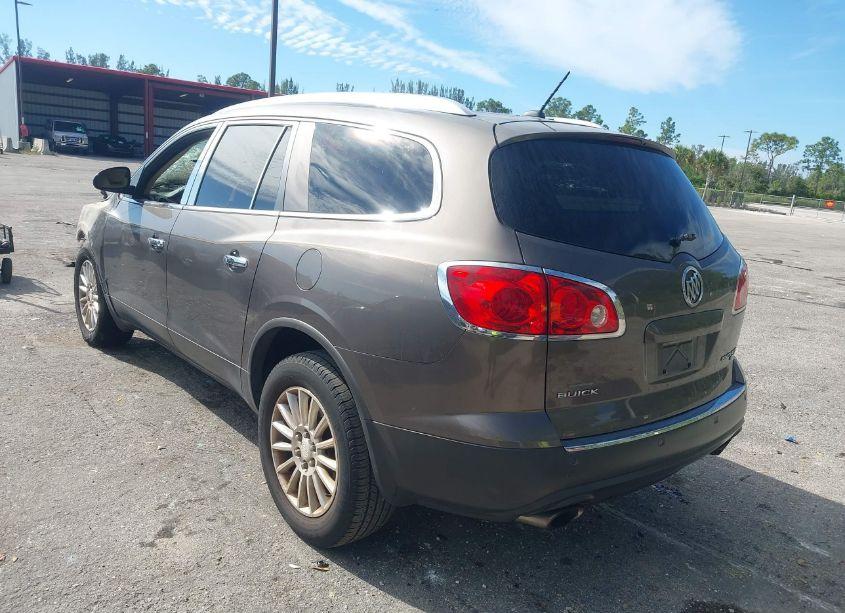 Photo 3 of 2011 Buick Enclave 1XL (VIN 5GAKRBED4BJ282485)