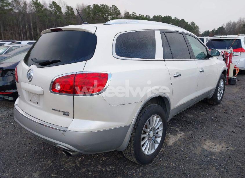 Photo 4 of 2011 Buick Enclave 1XL (VIN 5GAKRBED5BJ207326)