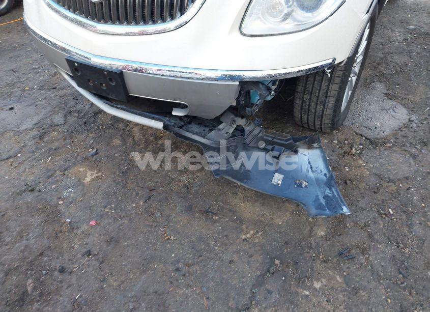 Photo 6 of 2011 Buick Enclave 1XL (VIN 5GAKRBED5BJ207326)