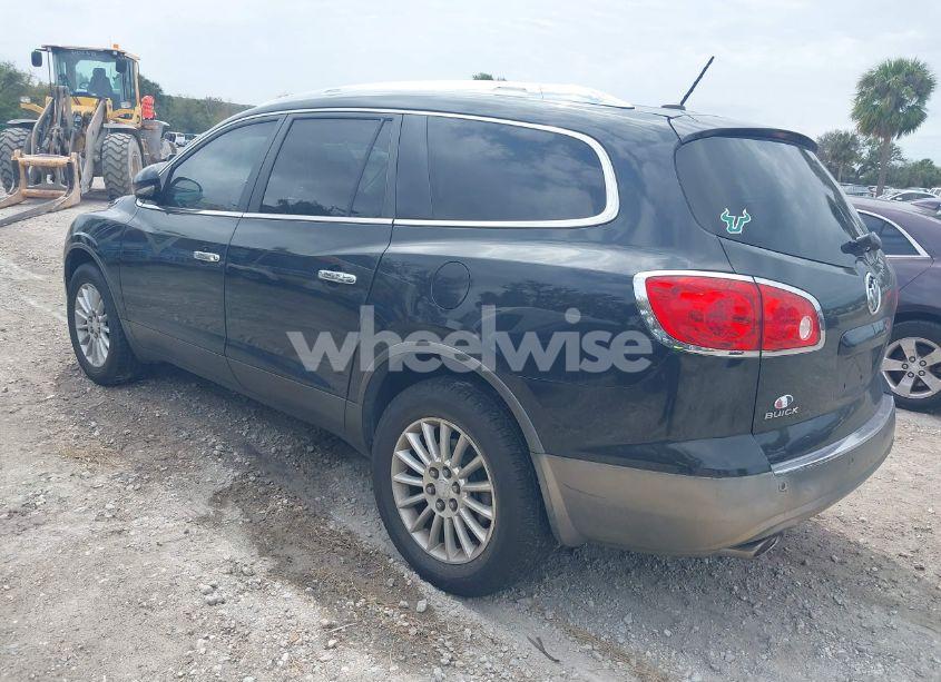 Photo 3 of 2011 Buick Enclave 1XL (VIN 5GAKRBED5BJ242402)