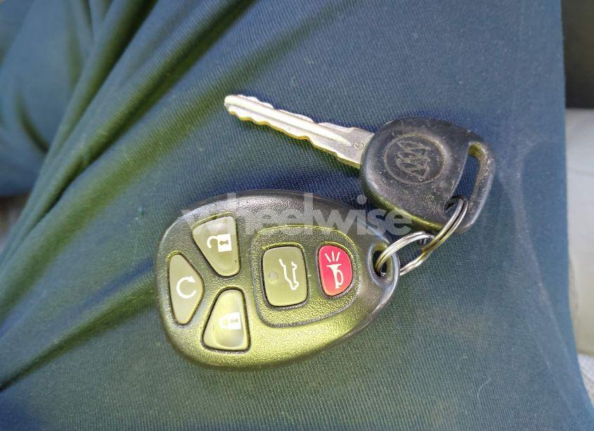 Photo 11 of 2011 Buick Enclave 1XL (VIN 5GAKRBED5BJ368775)