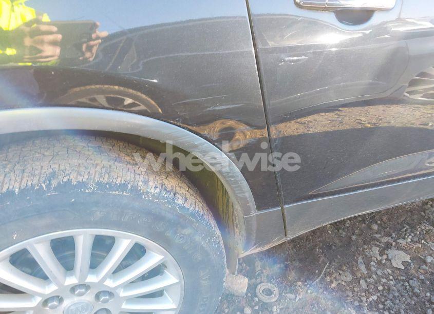 Photo 15 of 2011 Buick Enclave 1XL (VIN 5GAKRBED5BJ368775)