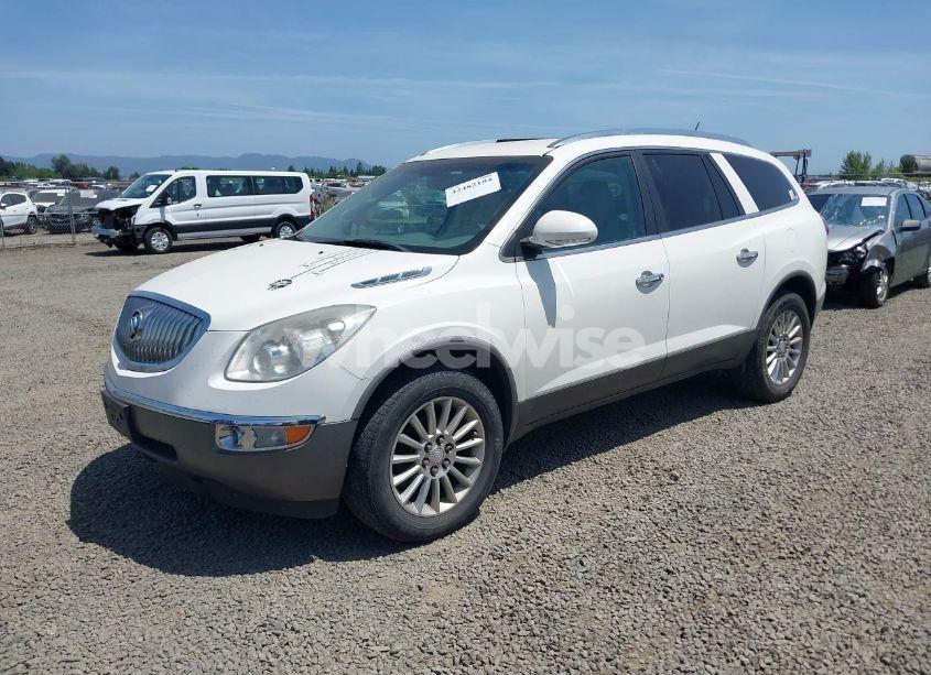 Photo 2 of 2011 Buick Enclave 1XL (VIN 5GAKRBED5BJ392994)