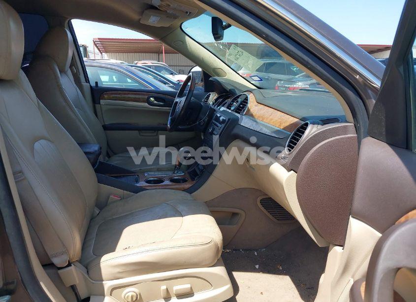 Photo 5 of 2011 Buick Enclave 1XL (VIN 5GAKRBED6BJ149517)