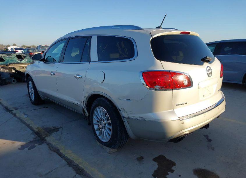 Photo 3 of 2011 Buick Enclave 1XL (VIN 5GAKRBED6BJ153213)