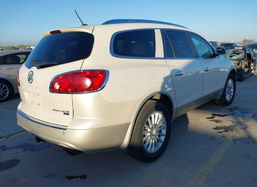 Photo 4 of 2011 Buick Enclave 1XL (VIN 5GAKRBED6BJ153213)