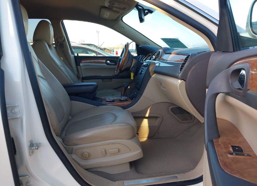 Photo 5 of 2011 Buick Enclave 1XL (VIN 5GAKRBED6BJ153213)