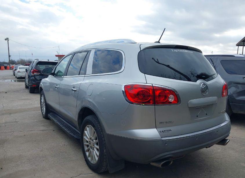 Photo 3 of 2011 Buick Enclave 1XL (VIN 5GAKRBED6BJ155771)