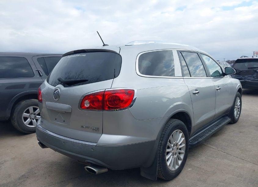 Photo 4 of 2011 Buick Enclave 1XL (VIN 5GAKRBED6BJ155771)