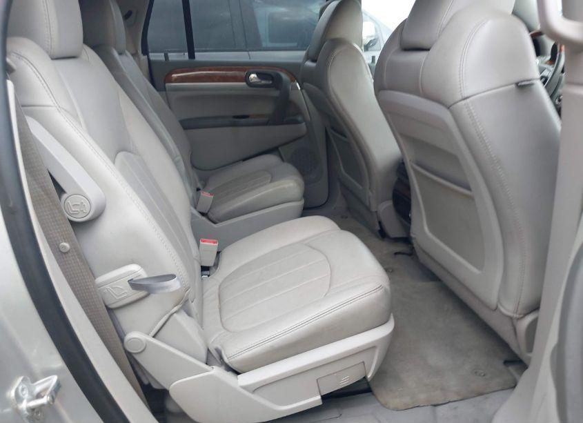 Photo 8 of 2011 Buick Enclave 1XL (VIN 5GAKRBED6BJ155771)