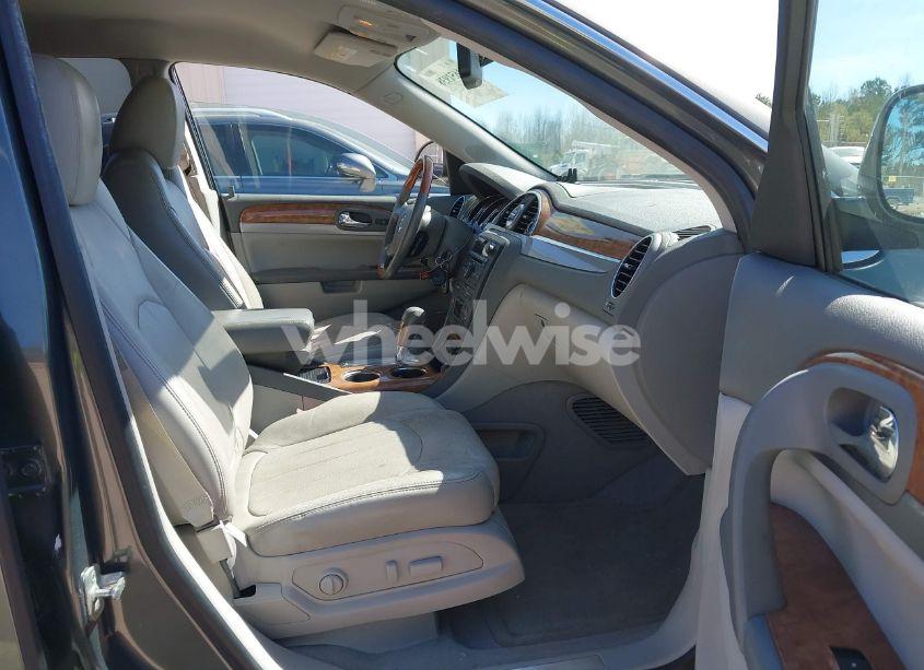 Photo 5 of 2011 Buick Enclave 1XL (VIN 5GAKRBED6BJ158475)