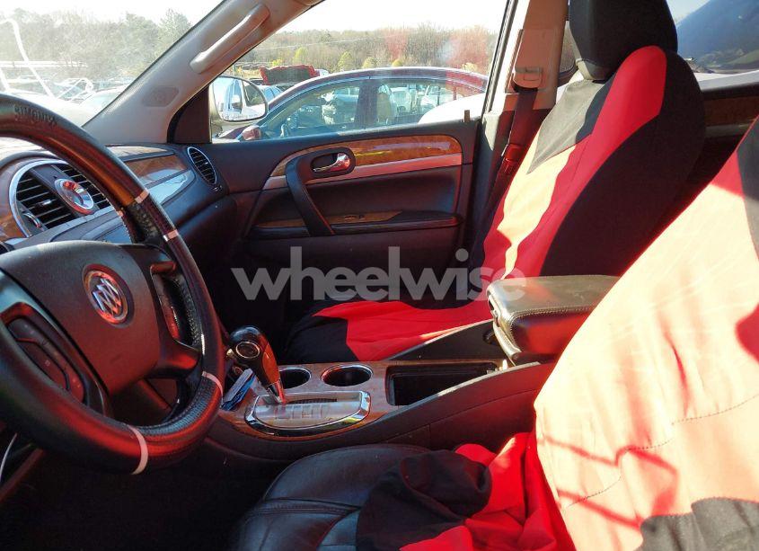 Photo 5 of 2011 Buick Enclave 1XL (VIN 5GAKRBED6BJ380479)