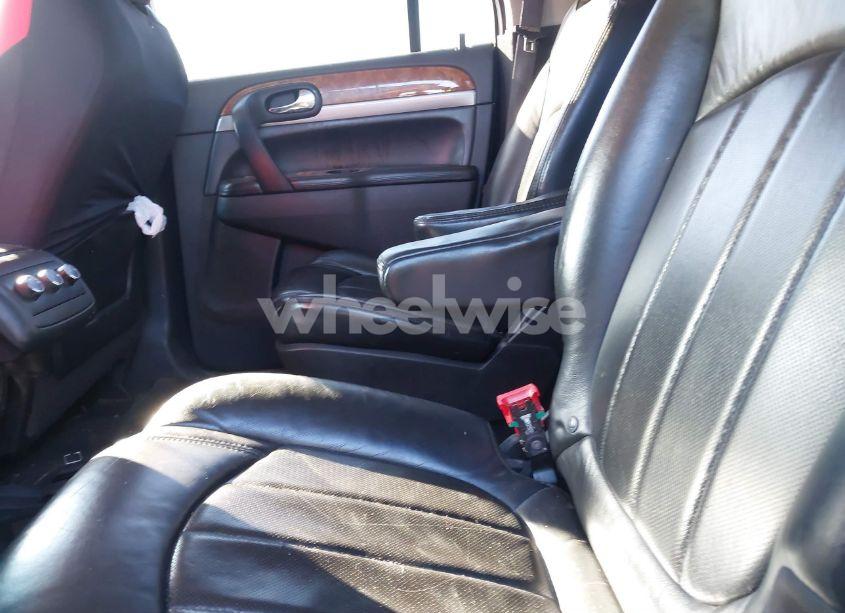 Photo 8 of 2011 Buick Enclave 1XL (VIN 5GAKRBED6BJ380479)