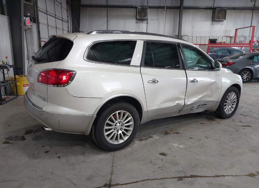 Photo 4 of 2011 Buick Enclave 1XL (VIN 5GAKRBED6BJ394298)