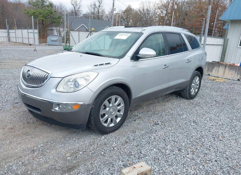 Photo 2 of 2011 Buick Enclave 1XL (VIN 5GAKRBED7BJ268080)