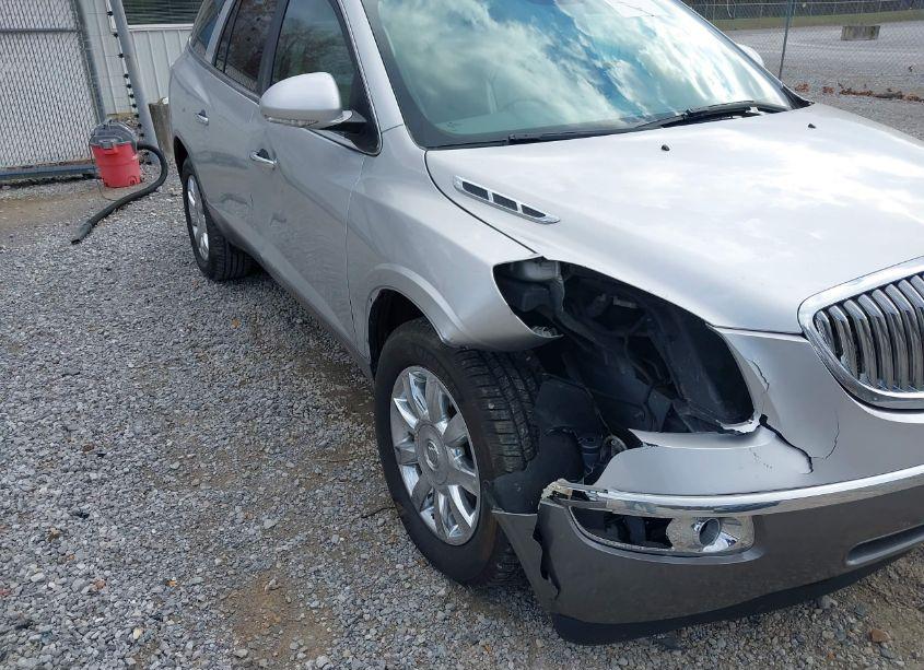 Photo 6 of 2011 Buick Enclave 1XL (VIN 5GAKRBED7BJ268080)