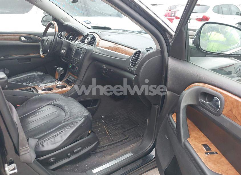 Photo 5 of 2011 Buick Enclave 1XL (VIN 5GAKRBED7BJ399798)