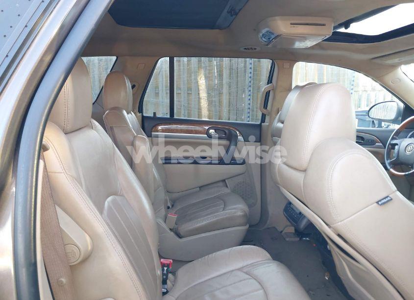 Photo 8 of 2011 Buick Enclave 1XL (VIN 5GAKRBED8BJ263504)