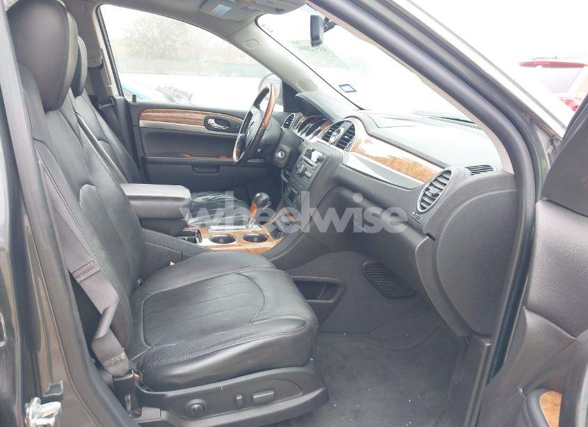 Photo 5 of 2011 Buick Enclave 1XL (VIN 5GAKRBED8BJ279962)