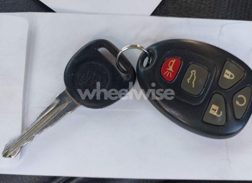 Photo 11 of 2011 Buick Enclave 1XL (VIN 5GAKRBED8BJ295675)