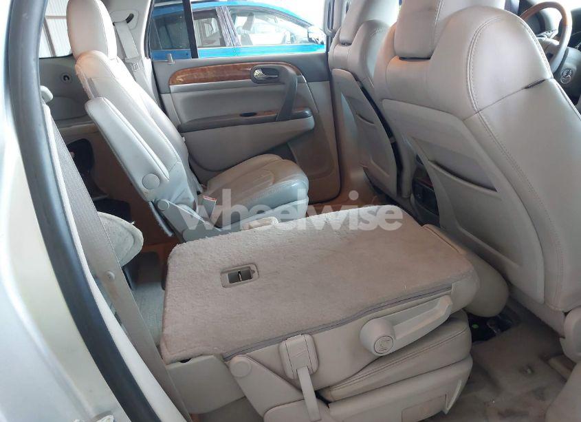 Photo 8 of 2011 Buick Enclave 1XL (VIN 5GAKRBED8BJ299693)